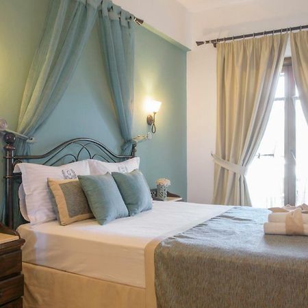 Apart Boutique Giorgos Amolianí Rom bilde